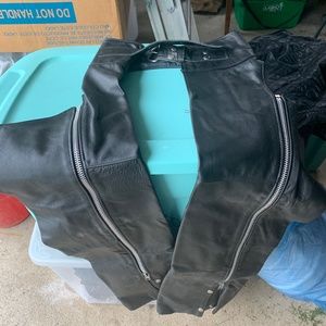 Leather bike chaps never worn